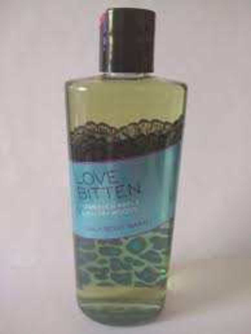 victoria's secret love bitten daily body wash 10.1 FL OZ
